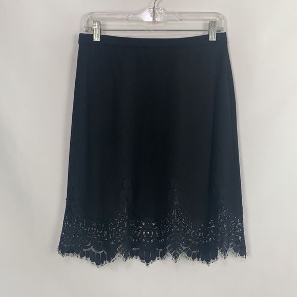 Lyssé black with lace trim skirt - Picture 4 of 6